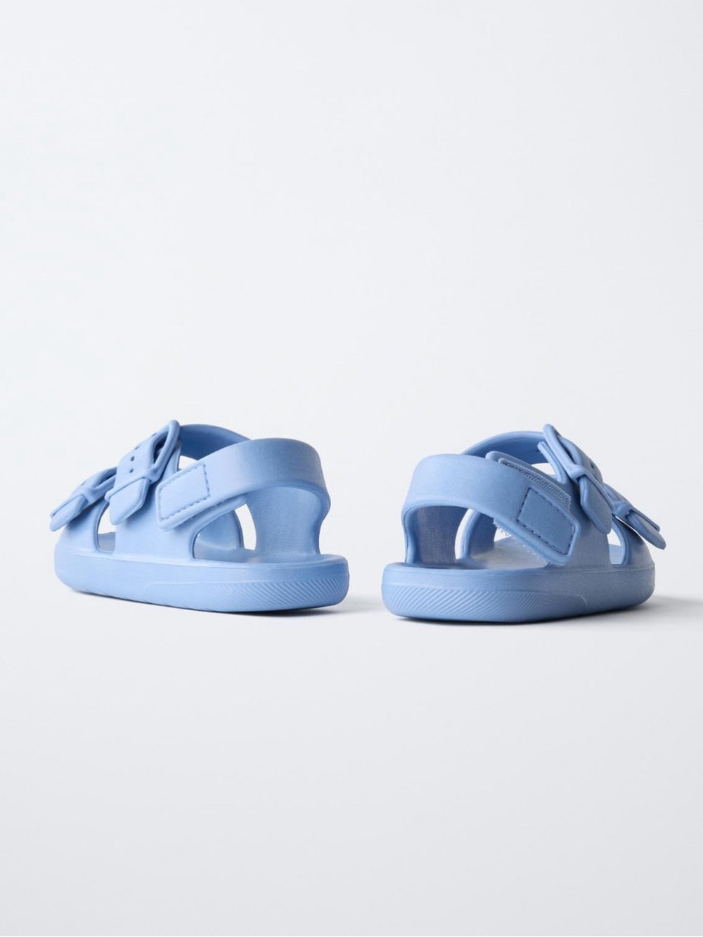 ZARA RUBBERIZED BUCKLED SANDALS - Picture 4 of 10